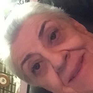 Meet your Posher, Suzanne